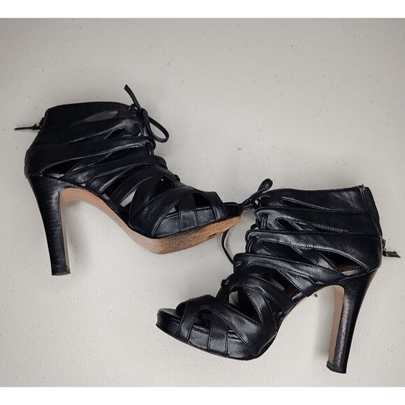 Halogen Black Strappy Leather Stiletto Heels Pumps Women's Size 5 EUC - Picture 2 of 9